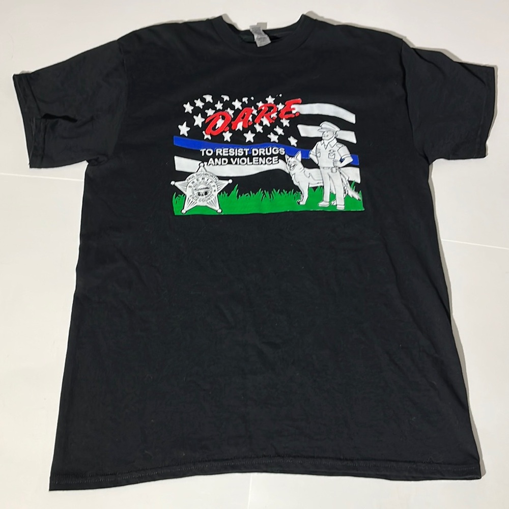 DARE D.A.R.E. To Resist Drugs And Violence Ohio tee medium unisex vintage black